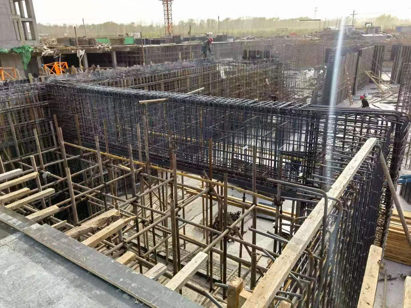 沉湖管委会建筑基础筏板施工时混凝土有哪些常见问题?