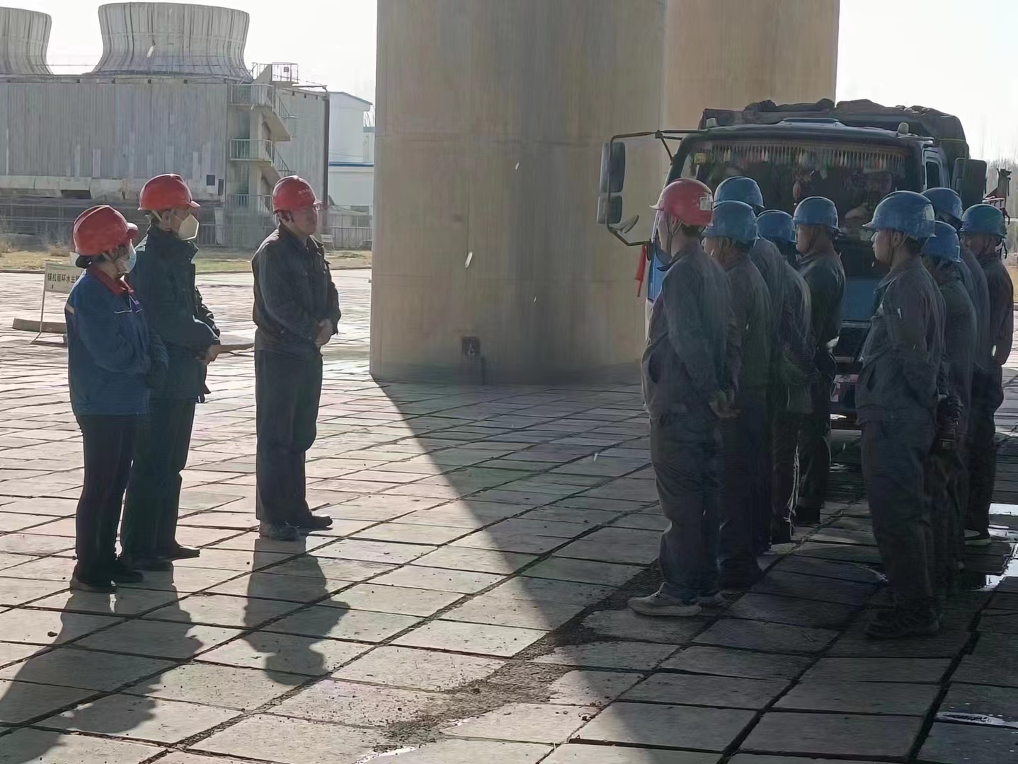 沉湖管委会房屋发生倾斜怎么进行纠偏扶正?